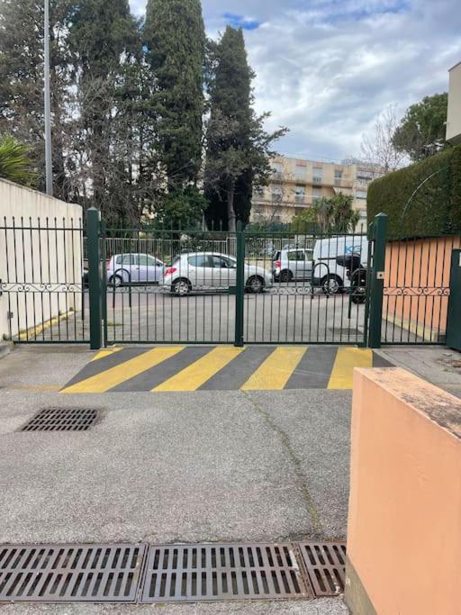 7Mn From The Center/ Pool/Parking Cannes Exterior photo